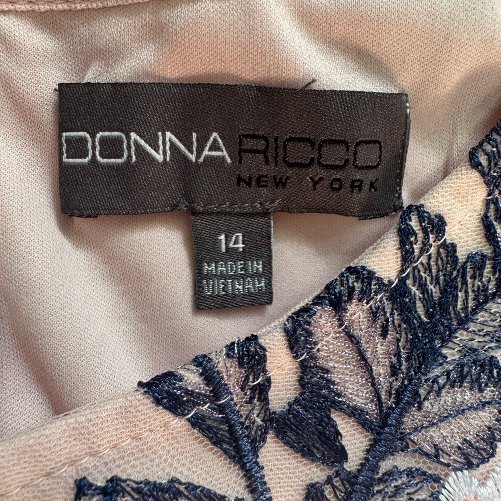 Donna Ricco Pink Floral Embroidered Dress Size 14 - Picture 3 of 7